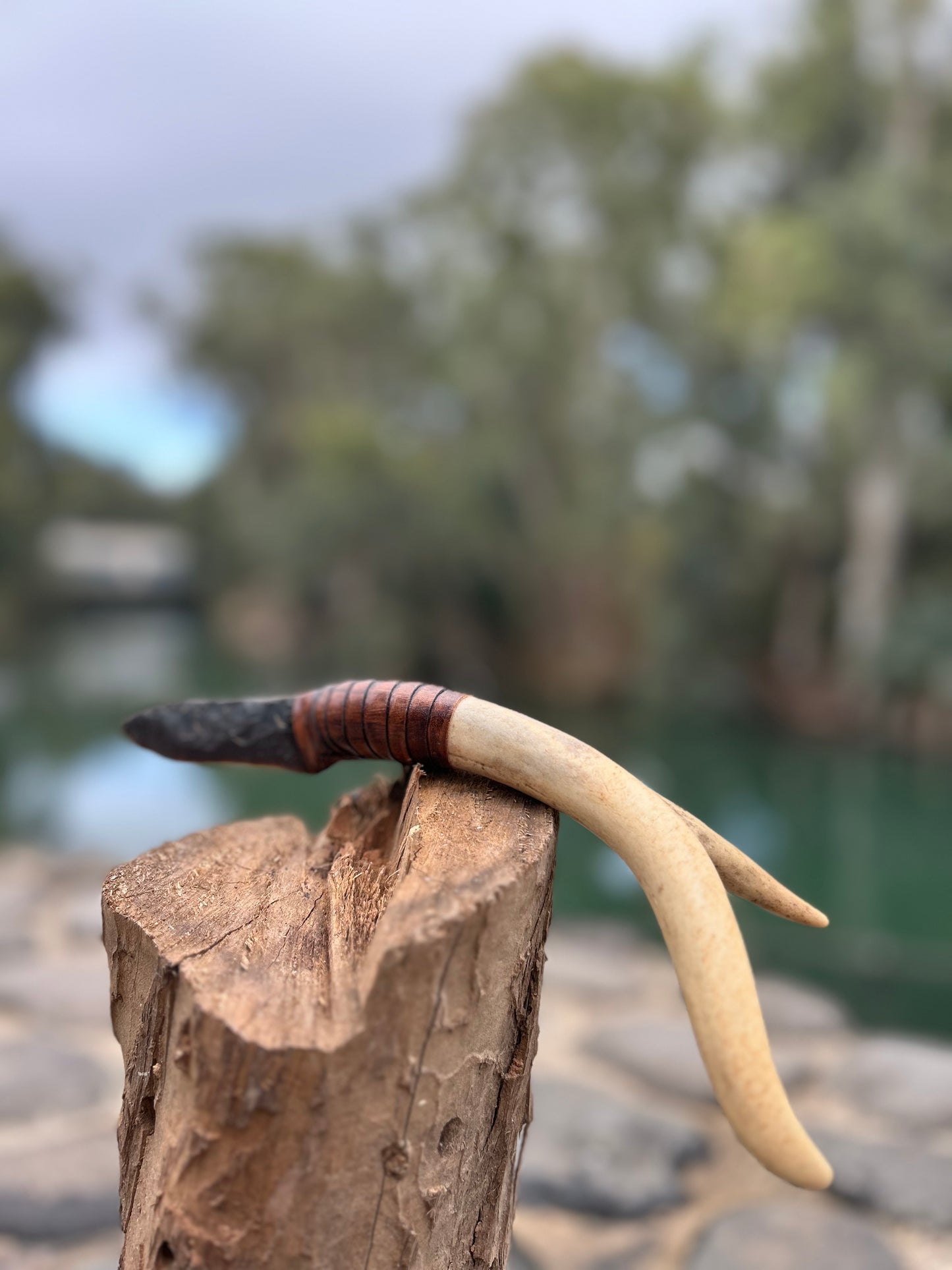 Primitive Heritage Knife – Handmade flint Blade with Ancient Design from Israel